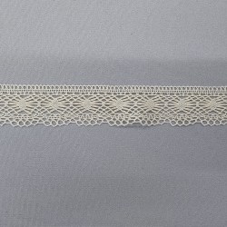 82126_3cm